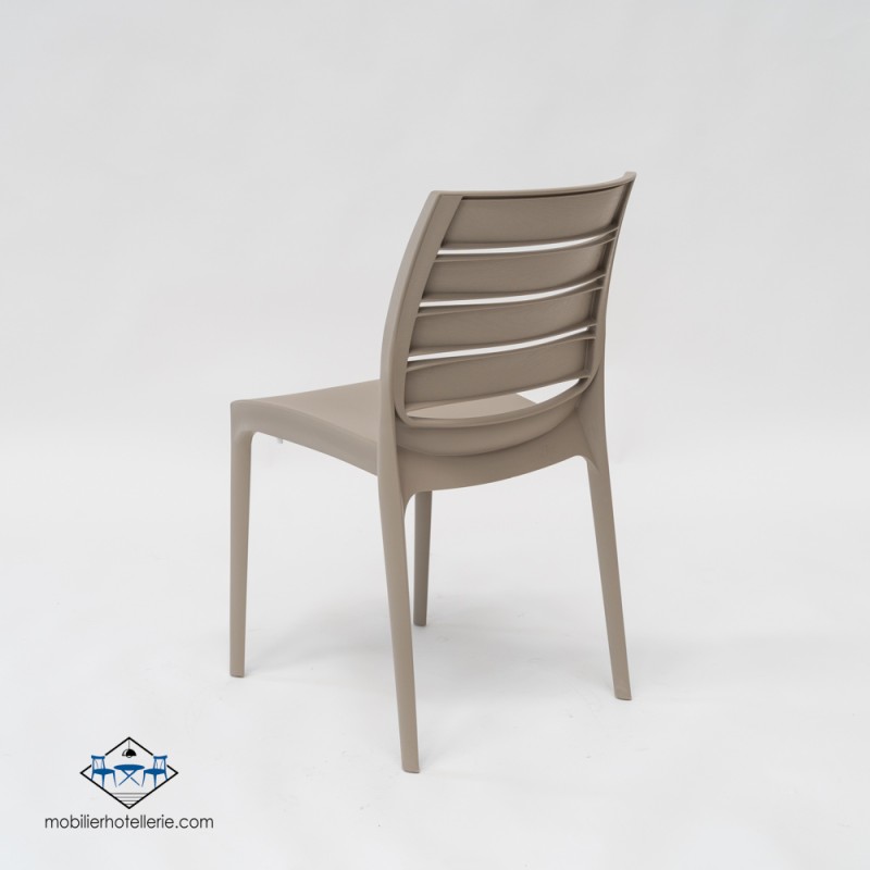 Chaise Hotellerie pas cher Carmen pas cher. Acheter Chaises en poly...