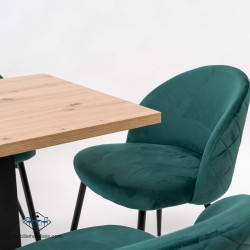Chaise Velvet vert en velours chic pour l’hôtellerie