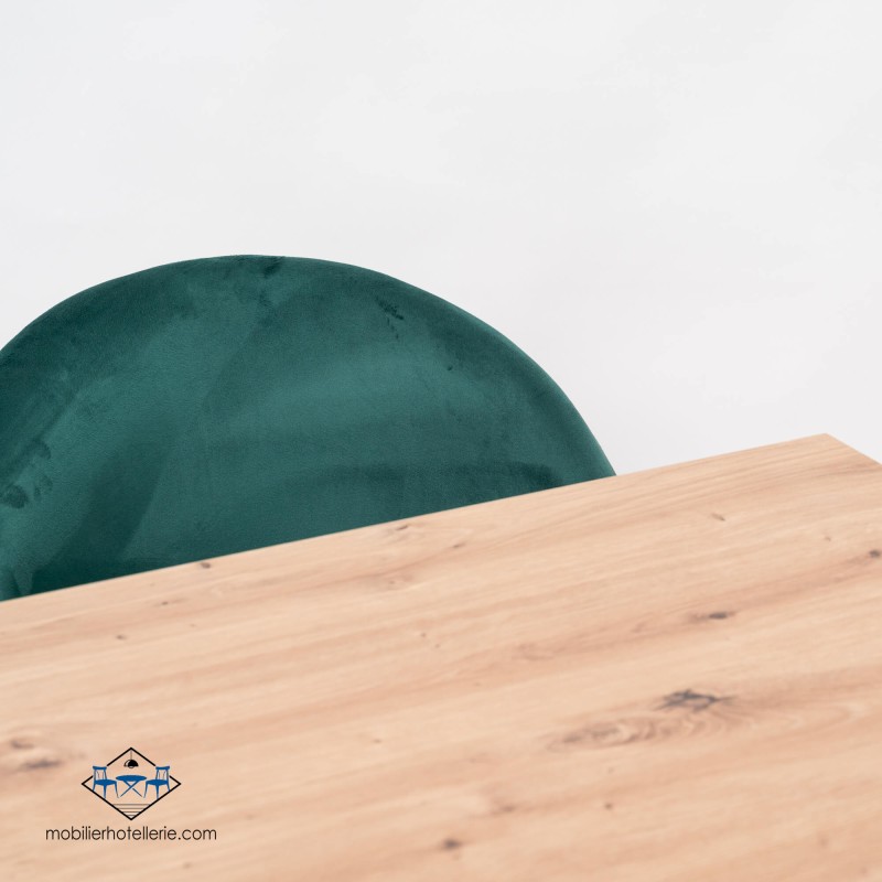 Chaise Velvet vert en velours chic pour l’hôtellerie