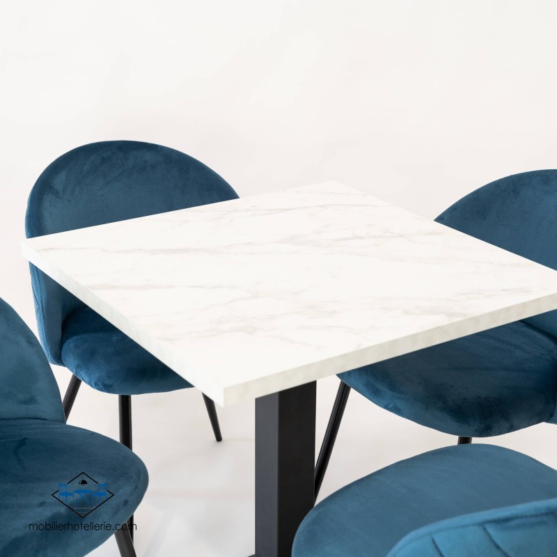 Chaise Velvet blue avec assise velours pour restaurant