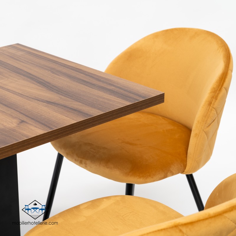 Plateaux en bois de noyer pour mobilier professionnel