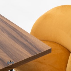 Plateaux en bois de noyer pour mobilier professionnel