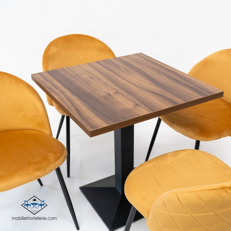 Plateaux en bois de noyer pour mobilier professionnel