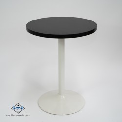 Plateaux en bois noir chic pour tables de café et hôtel