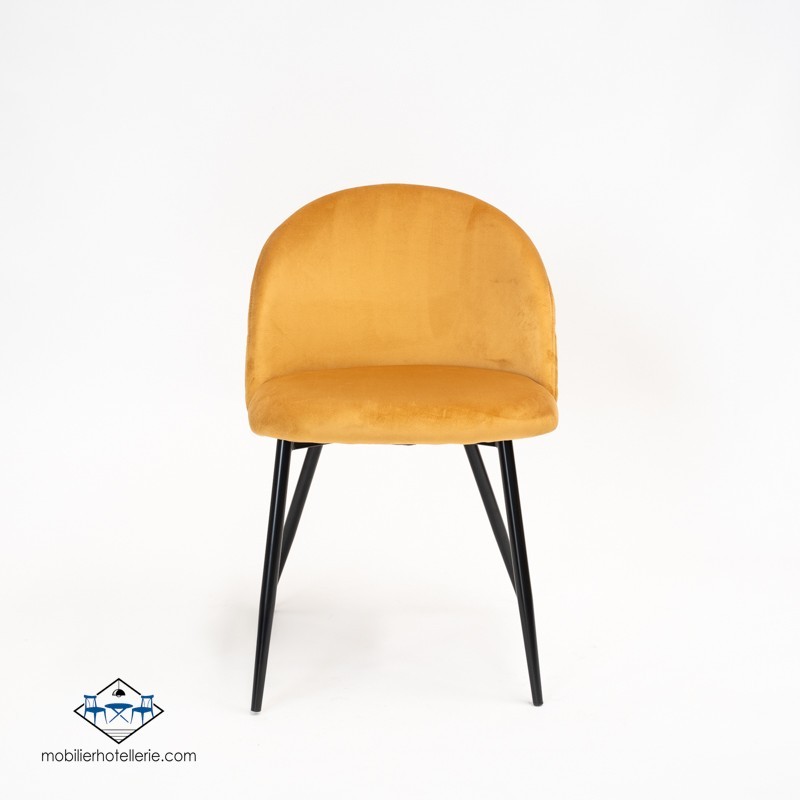Chaise Velvet moutarde élégante et confortable