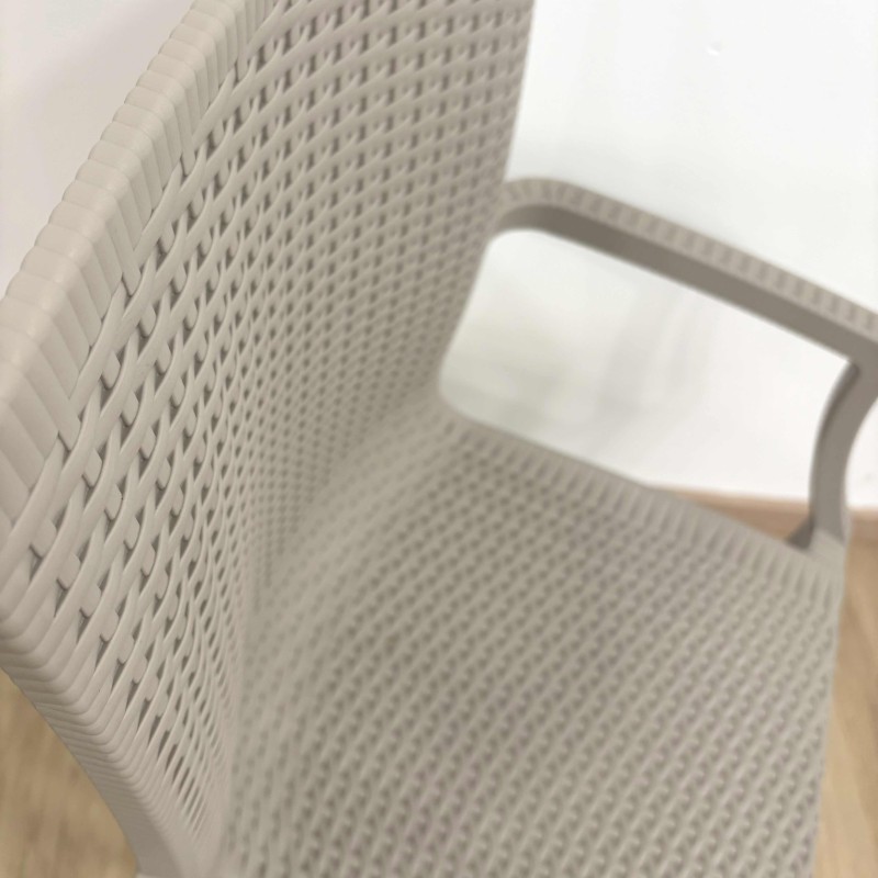 FAUTEUIL HUGO pas cher. Acheter Fauteuils en polypropylène FAUTEUI...