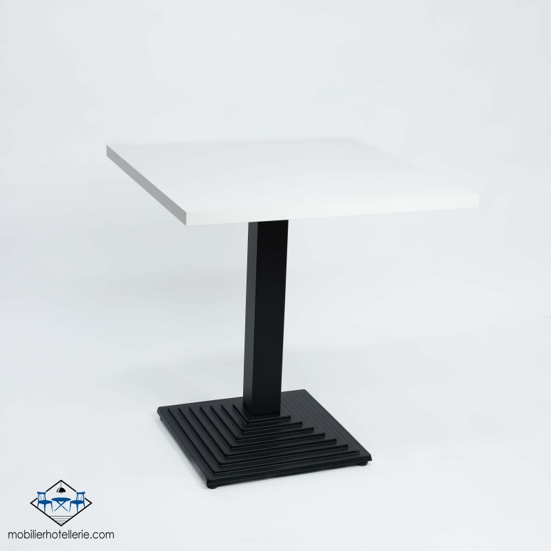 Table Piramide pas cher. Acheter Tables avec pied central Table Pi...