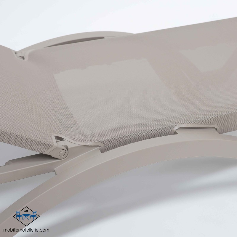 Chaise longue Mykonos sable : confortable et durable