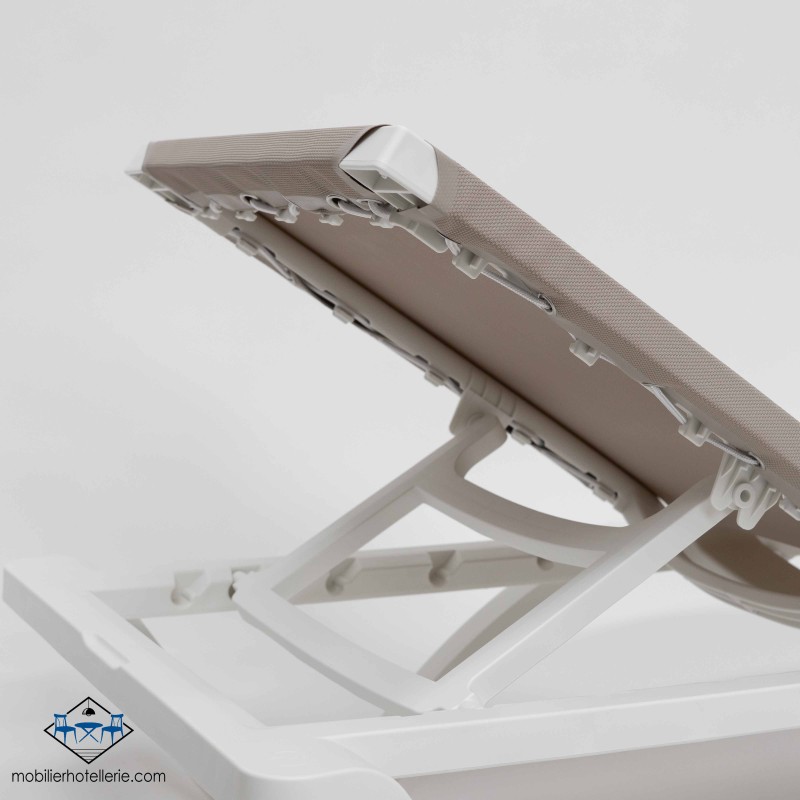 Chaise Logue MYKONOS COULEUR SABLE pas cher. Acheter Chaises longue...