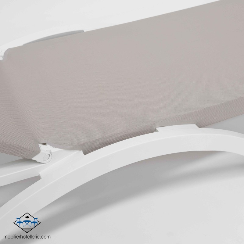 Chaise Logue MYKONOS COULEUR SABLE pas cher. Acheter Chaises longue...