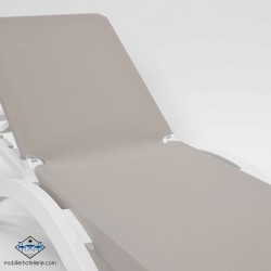Chaise Logue MYKONOS COULEUR SABLE pas cher. Acheter Chaises longue...