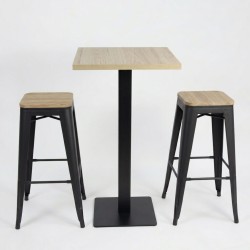 Tabourets Mix en bois et table Noël haute d'intérieur