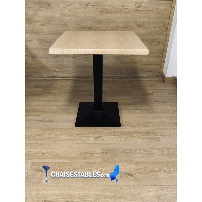 Armature de Table Daniela