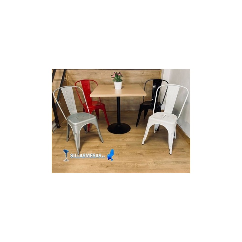CONJOINTE 4 chaises MIX et 1 table F CARRE INTERIEUR