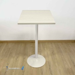 Conjointe de 2 tabourets MIX et 1 table haute F INTERIEUR