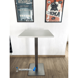 Conjointe de 2 tabourets MIX assise en bois et 1 table haute NOEL INTERIEUR