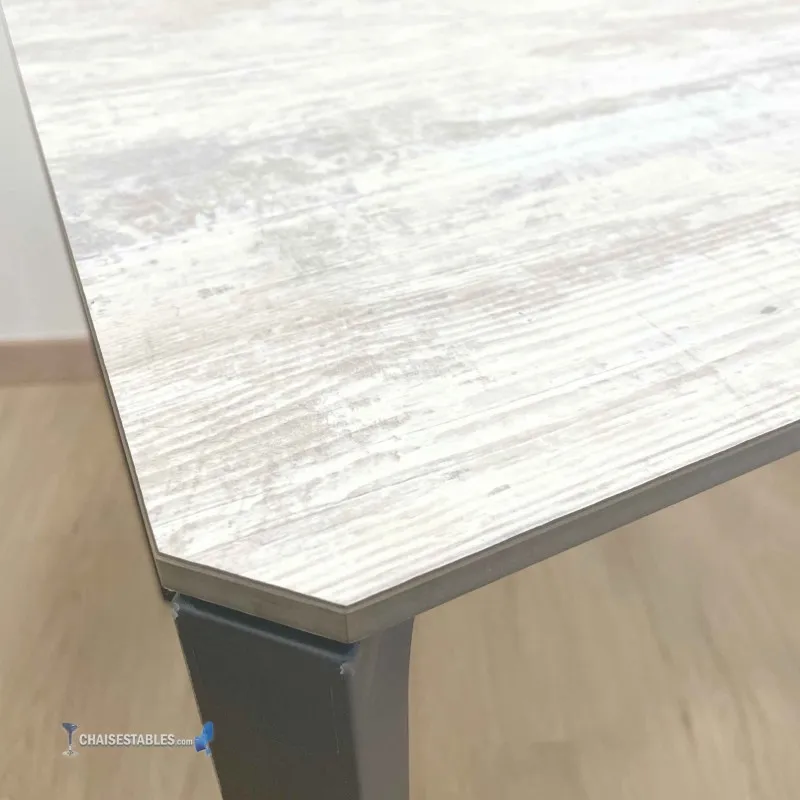 Conjointe 4 chaises KETO et 1 Table BAKO