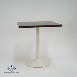 Table F Carree Pied Blanc Exterieur pas cher. Acheter Tables extéri...