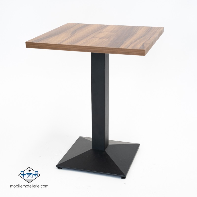 Table DANIELA pour hotellerie pas cher. Acheter Tables avec pied ce...