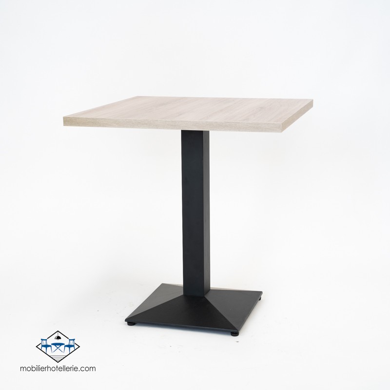 Table DANIELA pour hotellerie pas cher. Acheter Tables avec pied ce...
