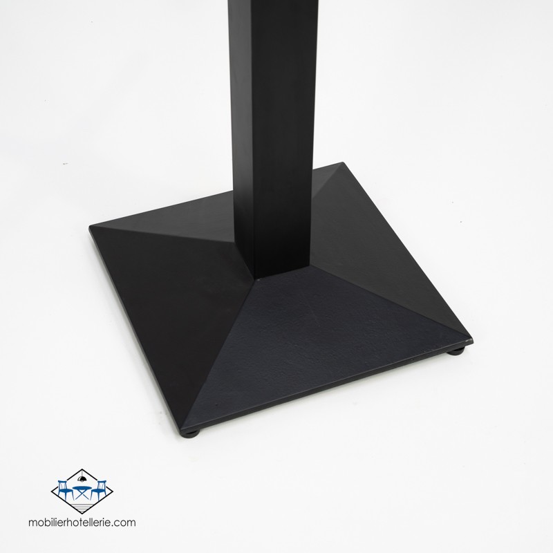 Table DANIELA pour hotellerie pas cher. Acheter Tables avec pied ce...