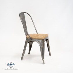 CONJOINTE 4 CHAISES MIX ASSISE IN BOIS ET 1 TABLE PIRAMIDE