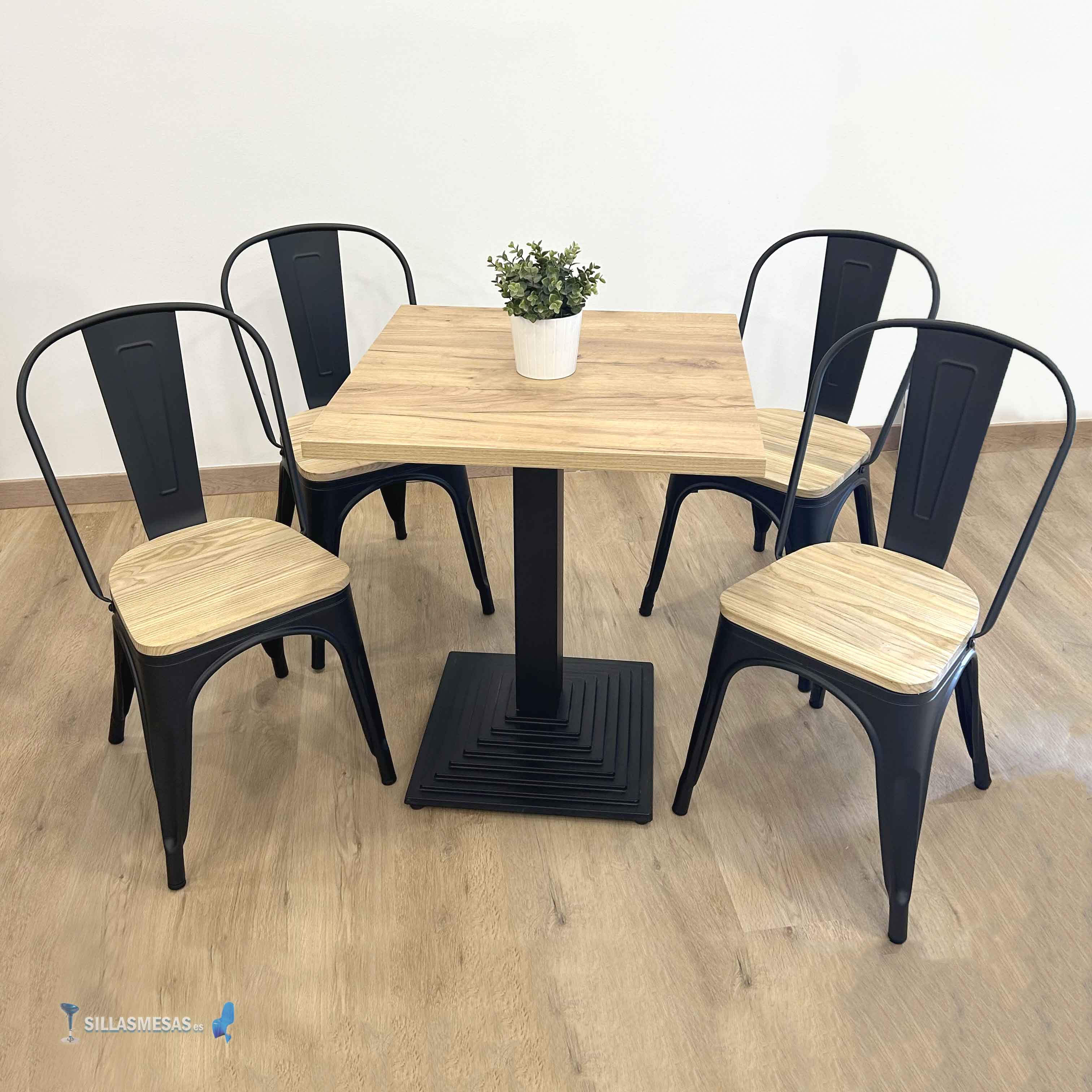 mesa y taburetes